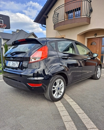 Ford Fiesta cena 29300 przebieg: 62882, rok produkcji 2015 z Głogów małe 67